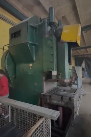 400 ton Eccentric Press ZTS SMERAL LE 400 C – photo 4