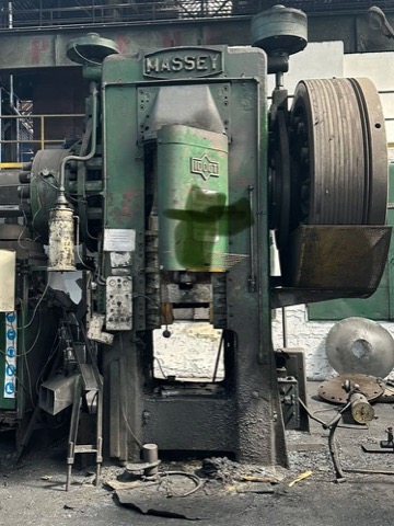 1000 ton Hot Forging Press Massey – photo 1