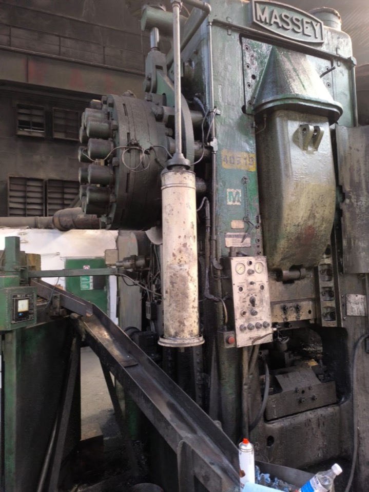 600 ton Hot Forging Press Massey – photo 3