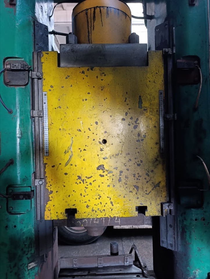 250 ton Screw Press Stankoimport F1734A – photo 4